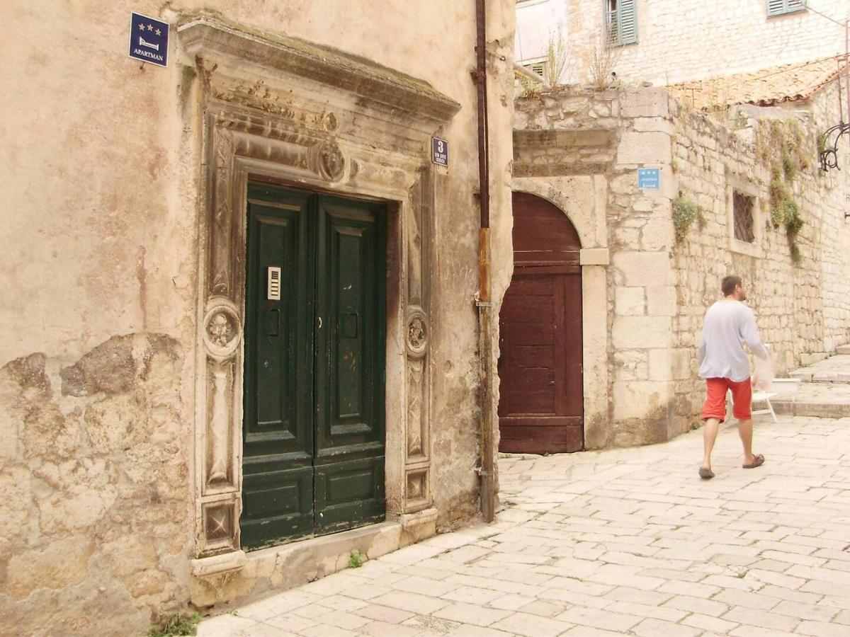 Studio Apartment In The Old City Of Šibenik Exterior foto